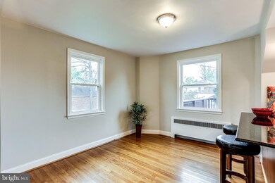 717 Devonshire Rd, Baltimore, MD 21229 - photo 7