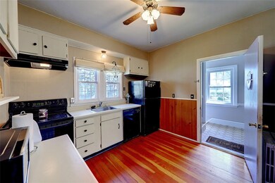 215 High St, Cumberland, RI 02864 - photo 7