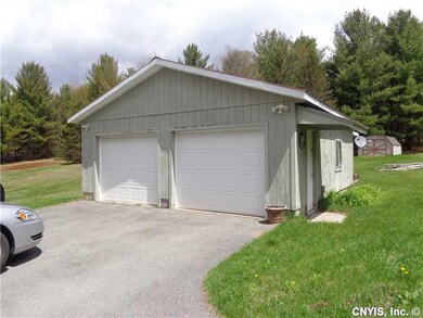 Garage.