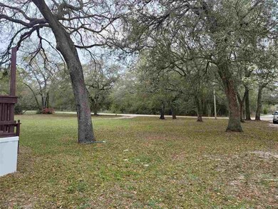 389 Greenlea Cir, Crawfordville, FL 32327 - photo 4