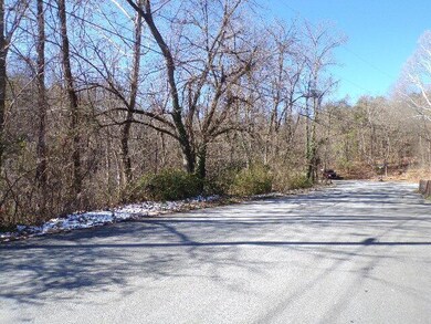 1404-1406 Stoneybrook Dr, Johnson City, TN 37601 - photo 7