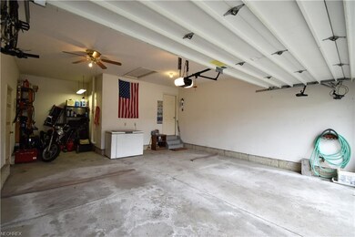 775 Hollyview Dr, Sheffield Lake, OH 44054 - photo 4