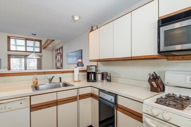 Large kitchen with breakfast bar
