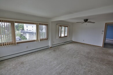 452R Washington St, Gloucester, MA 01930 - photo 6