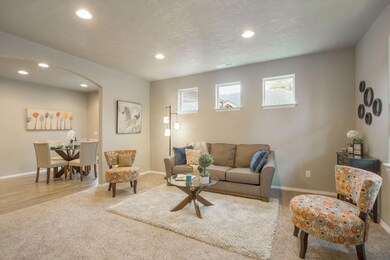 Jordan Living & Dining Room