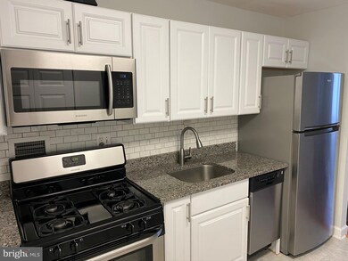 Van Ness East unit 336, Washington, DC 20008 - photo 5