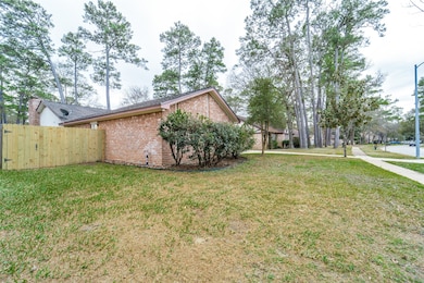 15114 Forest Lodge Dr, Houston, TX 77070 - photo 3