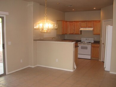 6 DINING AREA & KITCHEN