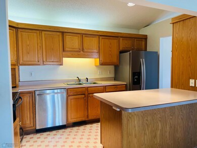 Kitchen 1.jpg