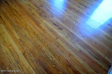 9510 Plumwood Rd, Louisville, KY 40291 - photo 7