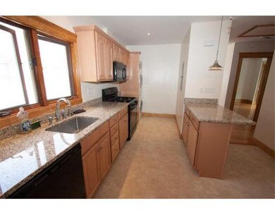 32 Morrison Ave unit 2, Somerville, MA 02144 - photo 2