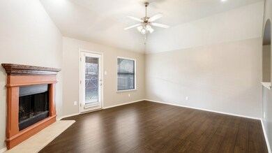 5209 Bear Valley Dr, McKinney, TX 75071 - photo 6