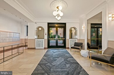 Swarthmore Condos unit 706, Washington, DC 20037 - photo 4