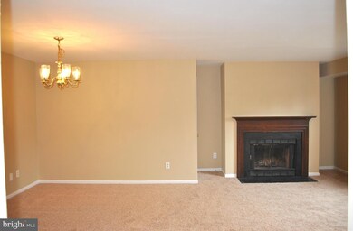 4152 Dawn Valley Ct unit 85F, Chantilly, VA 20151 - photo 6