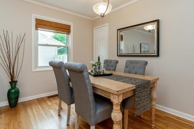 2519 Cranford dining room