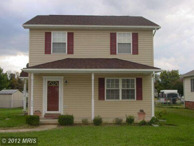 958 Dutchess Cir, Strasburg, VA 22657 - photo 2