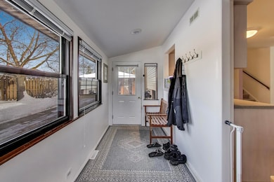 51 James Ct, Glenview, IL 60025 - photo 4