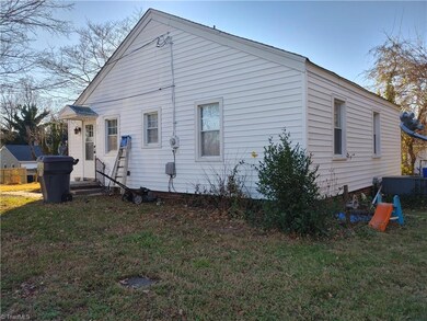 162 Ridge St, Reidsville, NC 27320 - photo 3
