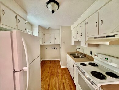 331 Sesame St, Walhalla, SC 29691 - photo 5