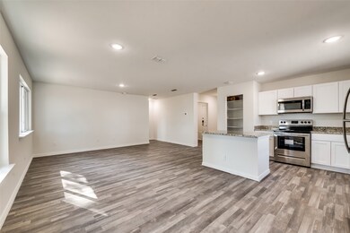 787 Lucky St, Houston, TX 77088 - photo 3