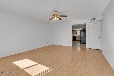 06-Living Room