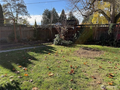 12018 Sand Point Way NE, Seattle, WA 98125 - photo 3