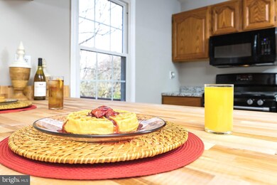 9406 Abingdon Ct, Manassas, VA 20109 - photo 7