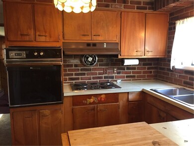 5 Perkins St, Warwick, RI 02886 - photo 2