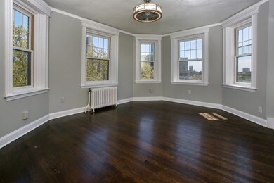 122 the Riverway unit 18, Boston, MA 02215 - photo 2