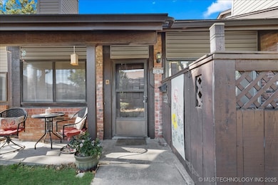 10907 E 11th Place unit 9, Tulsa, OK 74128 - photo 3