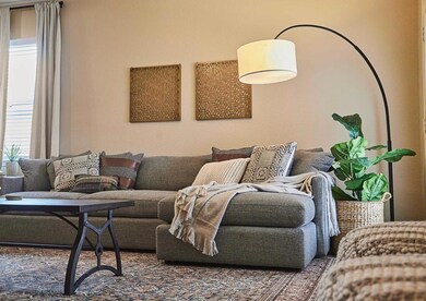 2192 Woods Dr, Linda, CA 95901 - photo 2