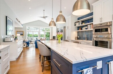 585 Santuit Rd, Cotuit, MA 02635 - photo 4