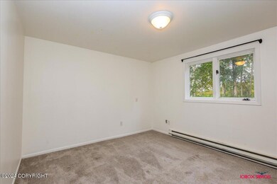 03-12300 E Drift Lane -3