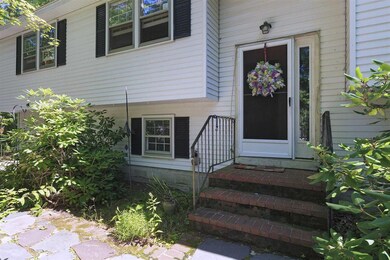 6 Cortland St, Londonderry, NH 03053 - photo 4