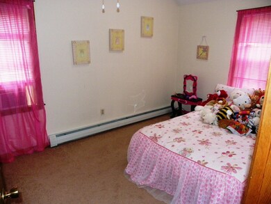 36 Mt Pleasant St unit 4, Plymouth, MA 02360 - photo 6