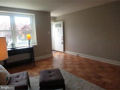 7237 Spruce St, Upper Darby, PA 19082 - photo 4