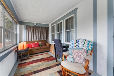 527 E Academy St, Owatonna, MN 55060 - photo 3