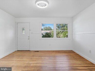 13203 Haddock Rd, Woodbridge, VA 22193 - photo 6