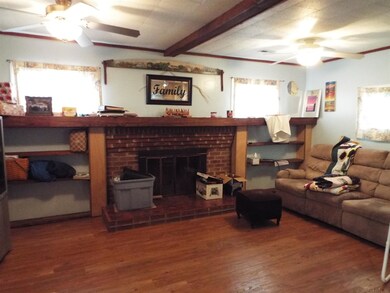 2005 E 350 S, Princeton, IN 47670 - photo 2