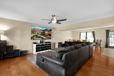 4-web-or-mls-543-herrogate-square