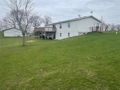 1123 Flint Rd, Stoughton, WI 53589 - photo 3