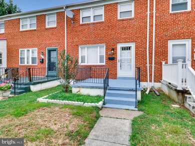 253 Southeastern Ct, Essex, MD 21221 - photo 4