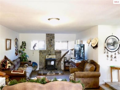 112 3rd Ave, Clark Fork, ID 83811 - photo 4