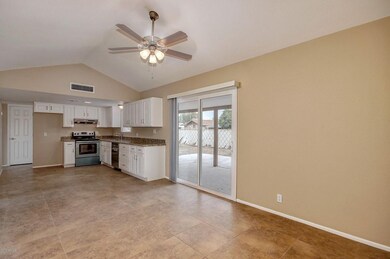 657 E Franklin Ave, Mesa, AZ 85204 - photo 6