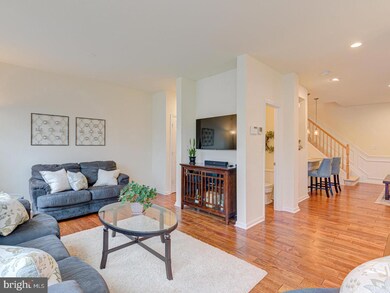 20860 Pitt Terrace, Sterling, VA 20165 - photo 3