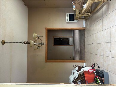 2033 Mazant St, New Orleans, LA 70117 - photo 5