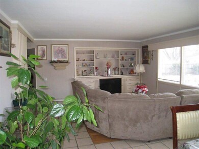 2215 Frances Ave, Elkhart, IN 46517 - photo 6