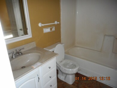 11015 Sassafras Dr, Hopewell, VA 23860 - photo 7