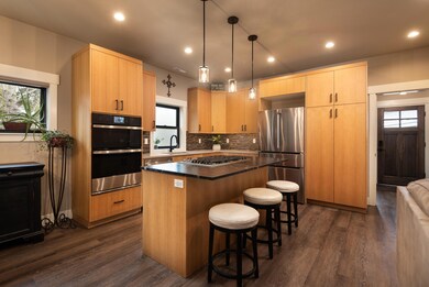 1235 NW Albany Ave, Bend, OR 97701 - photo 4