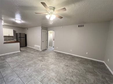 3318 N Macgregor Way unit 3, Houston, TX 77004 - photo 3